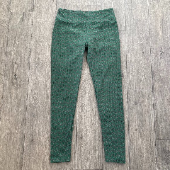 LuLaRoe Green Chevron Geometric Stretchy Leggings Women's OS One Size Fits Most - Picture 1 of 11